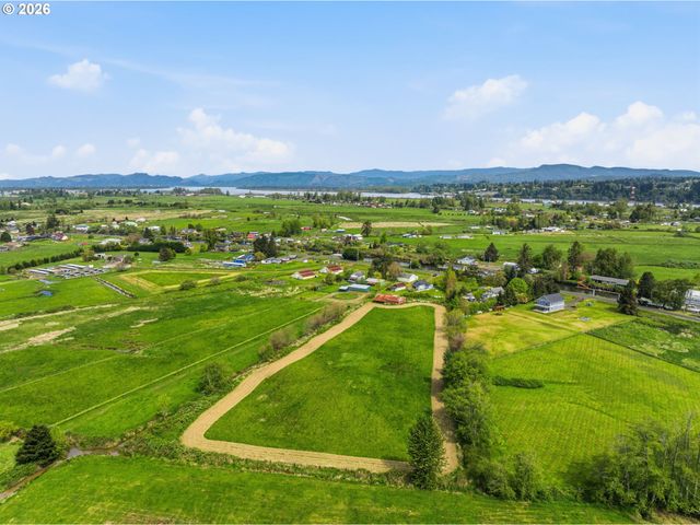 77 S WELCOME SLOUGH Rd, Cathlamet, WA 98612