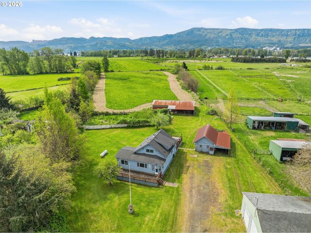 77 S WELCOME SLOUGH Rd, Cathlamet, WA 98612