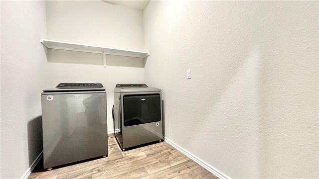 5913 Shanjia DR, Austin, TX 78724