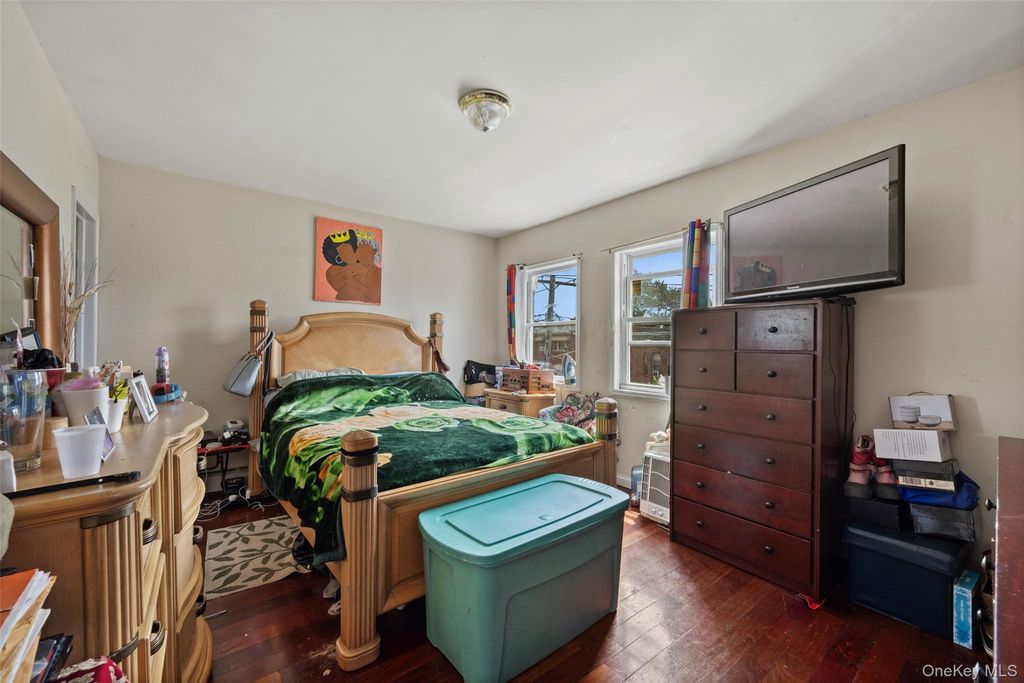 825 E 224th Street 2, Bronx, NY 10466 — photo 4