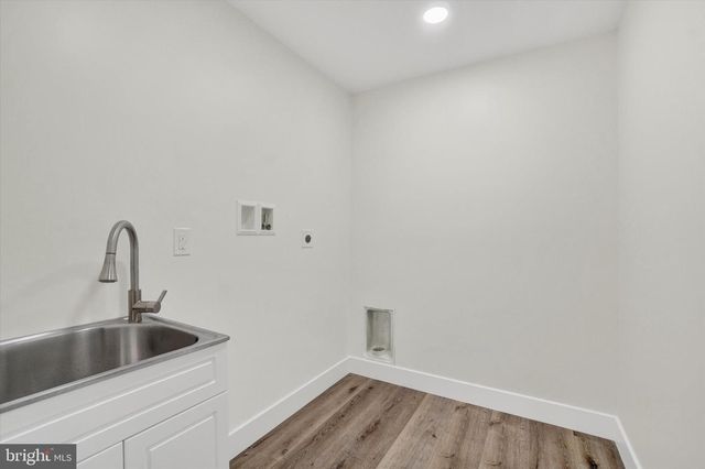 879 GRAFFIUS RD, York, PA 17404