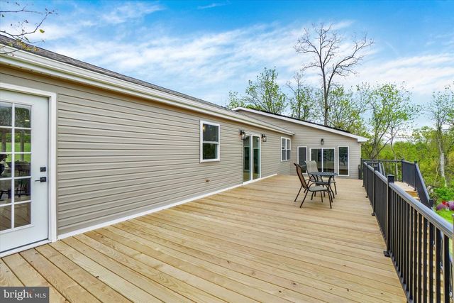 879 GRAFFIUS RD, York, PA 17404
