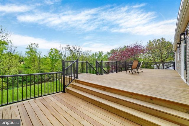 879 GRAFFIUS RD, York, PA 17404