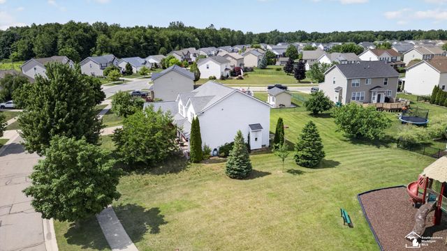 28921 Apple Blossom Drive, Huron Twp, MI 48134