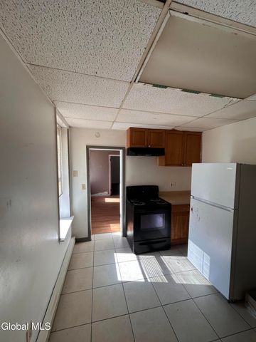 515 South Avenue, Schenectady, NY 12305