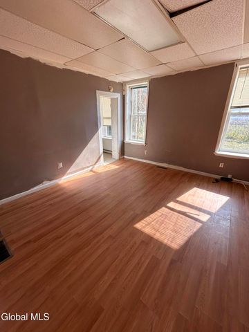 515 South Avenue, Schenectady, NY 12305