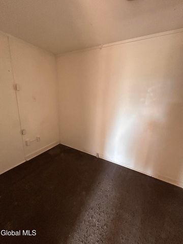 515 South Avenue, Schenectady, NY 12305