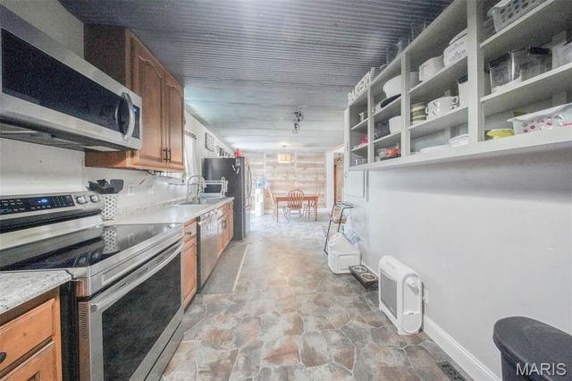 11685 County Road 5320, Rolla, MO 65401