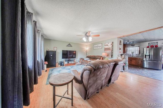 11685 County Road 5320, Rolla, MO 65401