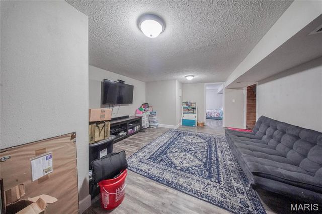 11685 County Road 5320, Rolla, MO 65401