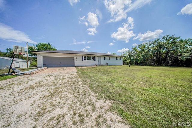 11685 County Road 5320, Rolla, MO 65401