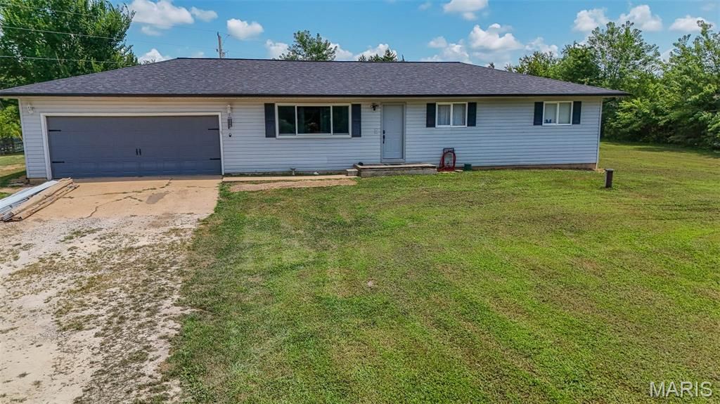 11685 County Road 5320, Rolla, MO 65401