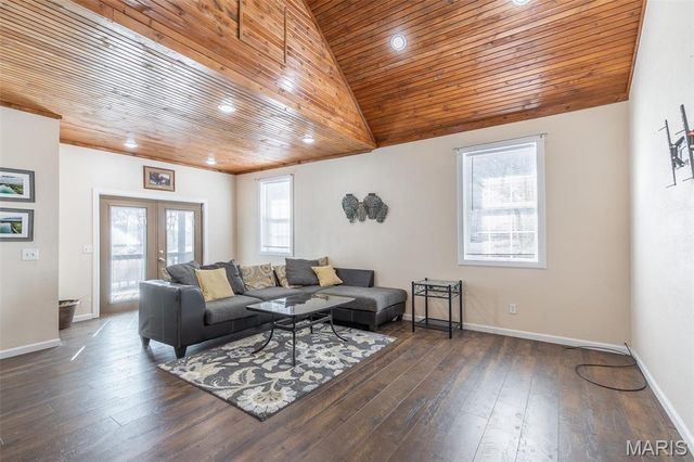 249 Trails End Way, Doniphan, MO 63935