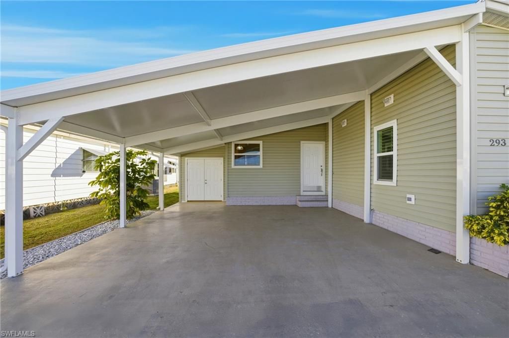 14736 Patrick Henry RD, North Fort Myers, FL 33917