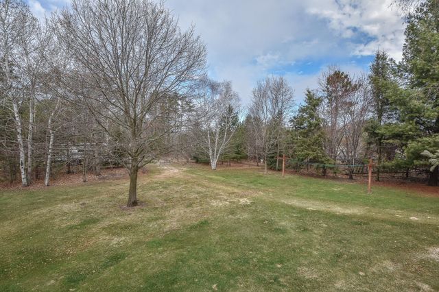 8795 Lakewood Shore Road NW, Rice, MN 56367