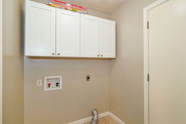 4 Somerset Road, Fair Grove, MO 65648