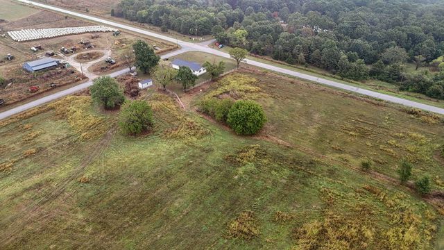 4 Somerset Road, Fair Grove, MO 65648