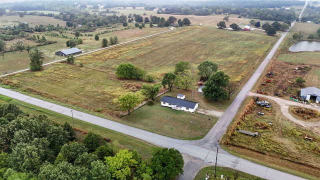 4 Somerset Road, Fair Grove, MO 65648