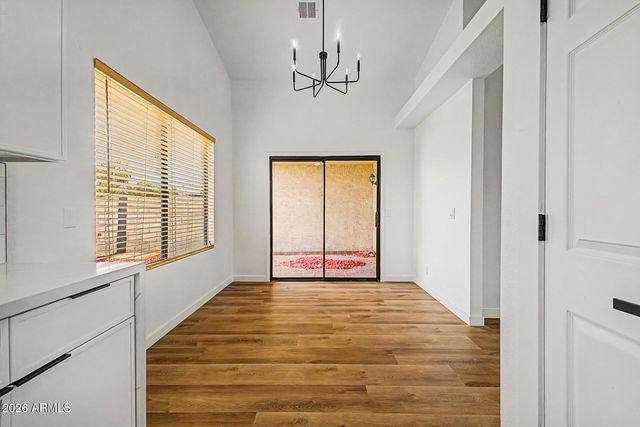 921 S VAL VISTA Drive 60, Mesa, AZ 85204