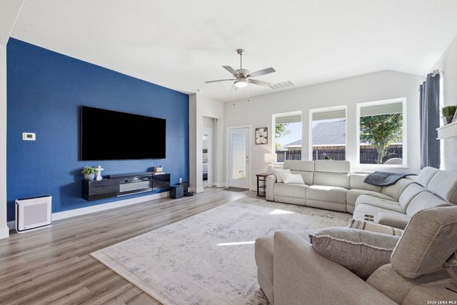14811 PALMER CRK, San Antonio, TX 78217