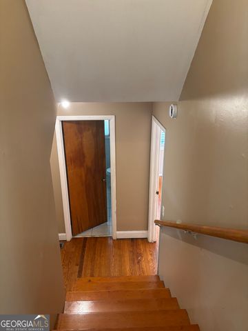 1322 Northwood Circle NE, Gainesville, GA 30501
