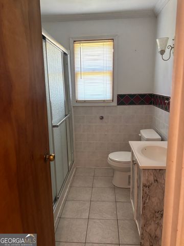 1322 Northwood Circle NE, Gainesville, GA 30501