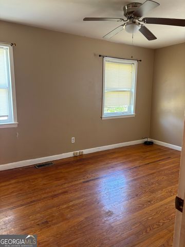 1322 Northwood Circle NE, Gainesville, GA 30501