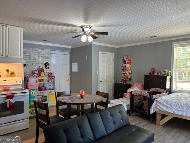 1322 Northwood Circle NE, Gainesville, GA 30501