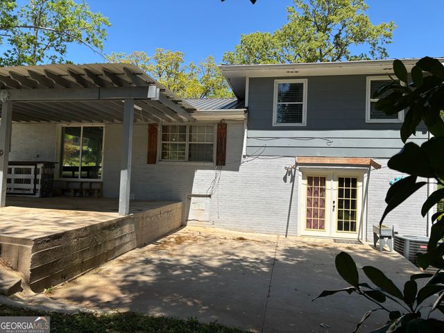 1322 Northwood Circle NE, Gainesville, GA 30501