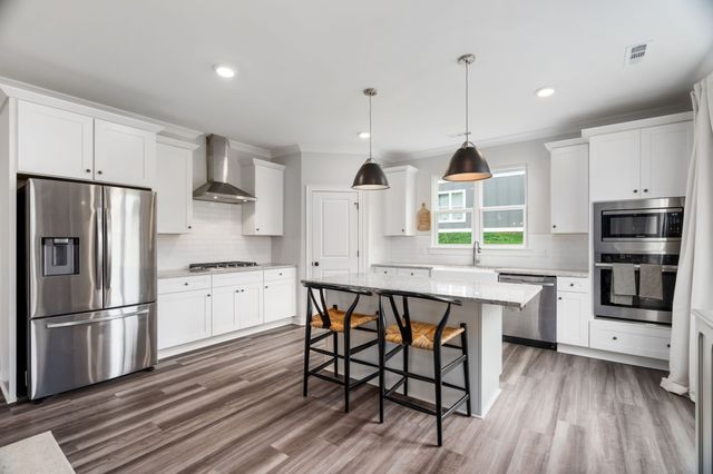 4500 Socata Ct, Cross Plains, TN 37049