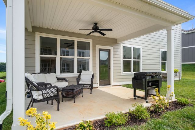 4500 Socata Ct, Cross Plains, TN 37049