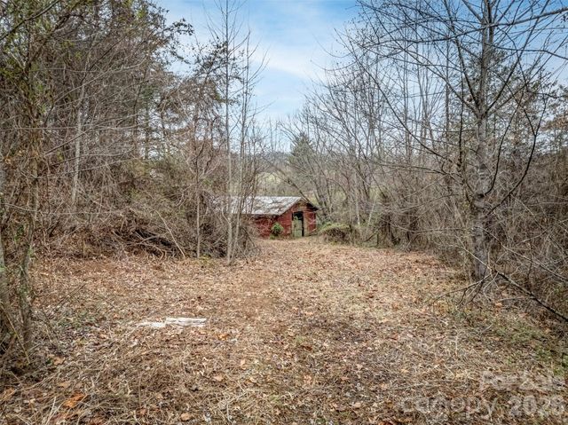 896 Newfound Road, Leicester, NC 28748