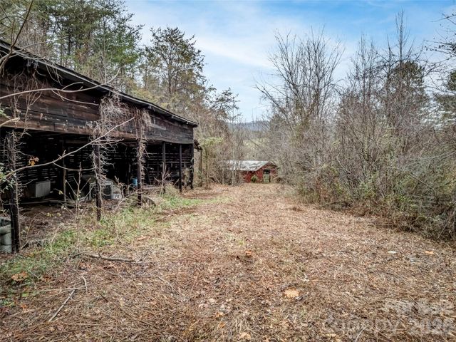 896 Newfound Road, Leicester, NC 28748