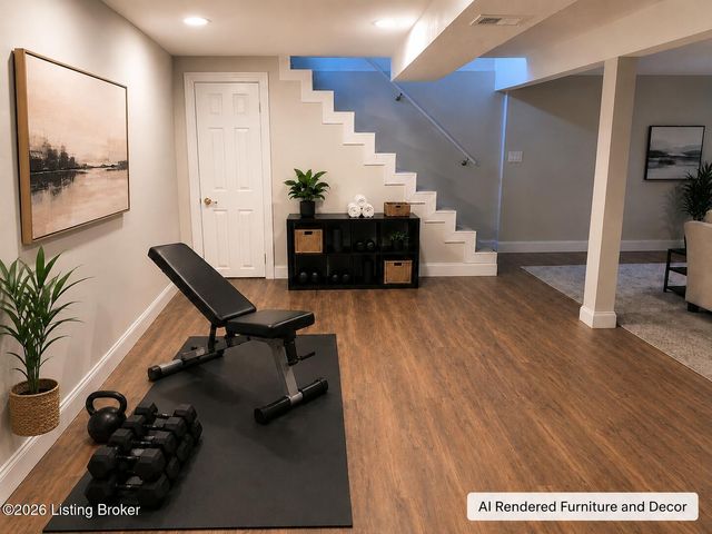 2704 Alps Rd, Louisville, KY 40216