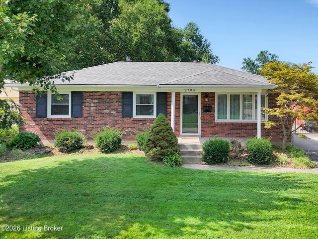 2704 Alps Rd, Louisville, KY 40216