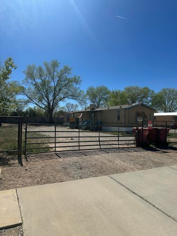 309 Pleasant View Drive NE, Bernalillo, NM 87004