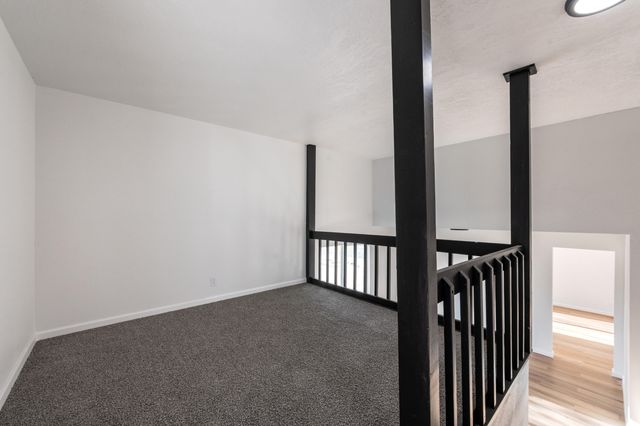 303 Oreja De Oro Drive SE, Albuquerque, NM 87124