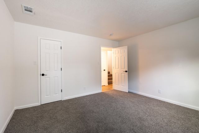 303 Oreja De Oro Drive SE, Albuquerque, NM 87124