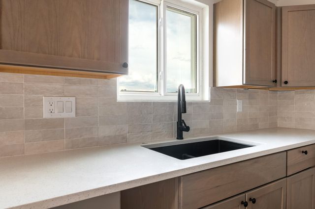 303 Oreja De Oro Drive SE, Albuquerque, NM 87124