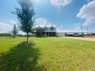 606 S Phelps, Dilley, TX 78017