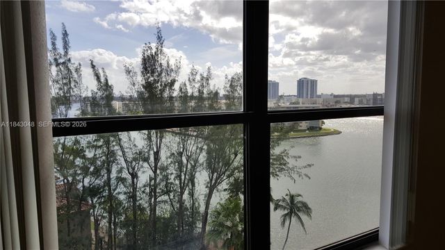 18151 NE 31st Court 907, Aventura, FL 33160