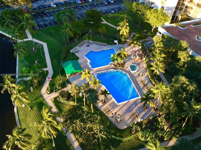 18151 NE 31st Court 907, Aventura, FL 33160