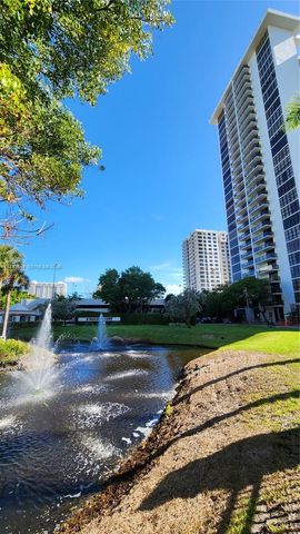 18151 NE 31st Court 907, Aventura, FL 33160