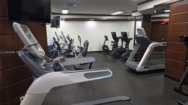 18151 NE 31st Court 907, Aventura, FL 33160