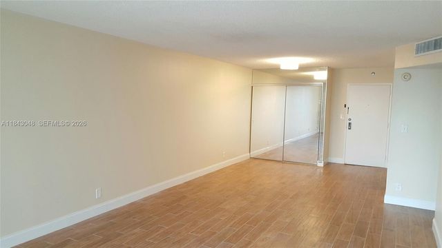 18151 NE 31st Court 907, Aventura, FL 33160