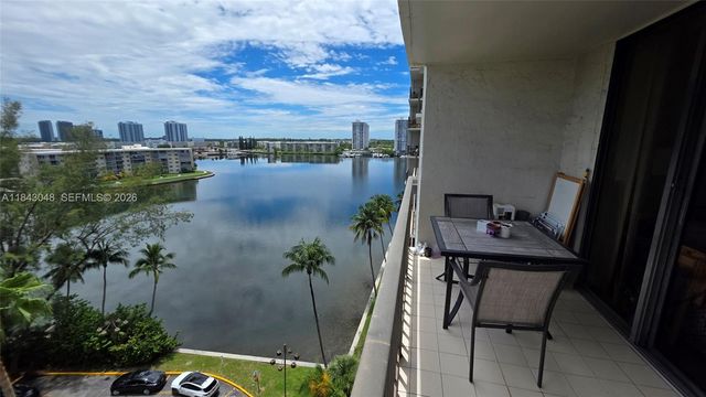 18151 NE 31st Court 907, Aventura, FL 33160