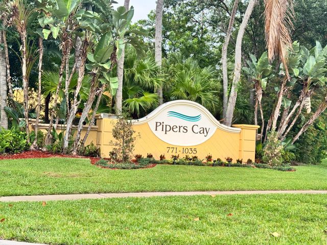1010 Pipers Drive, West Palm Beach, FL 33415
