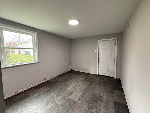 310 Rue Le Mans Dr, Clarksville, TN 37042