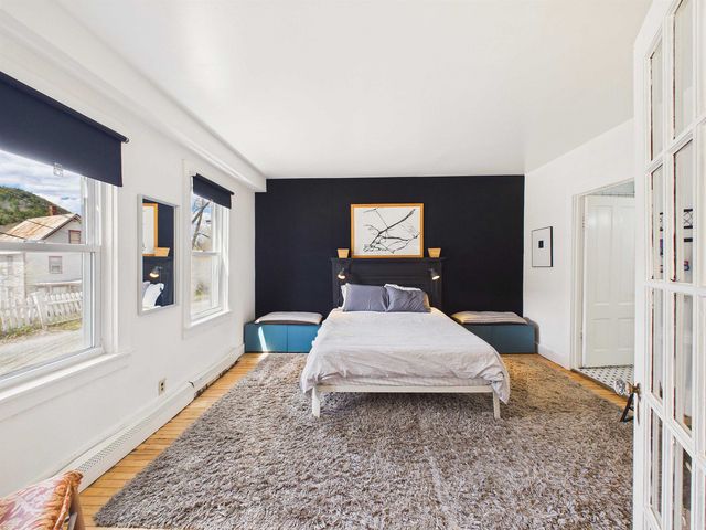 37 Robinson Avenue, Rochester, VT 05767