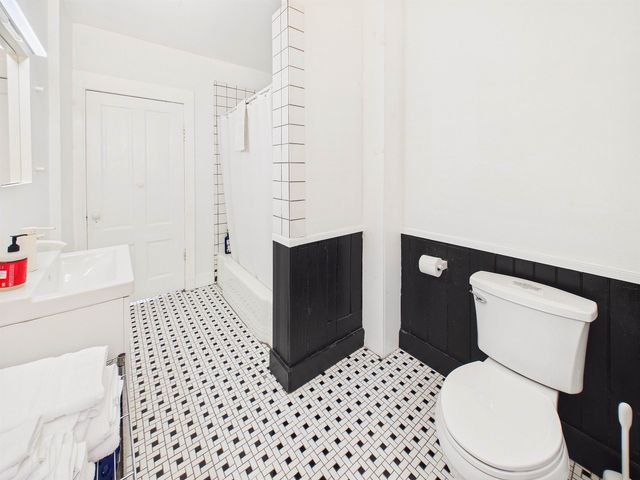 37 Robinson Avenue, Rochester, VT 05767